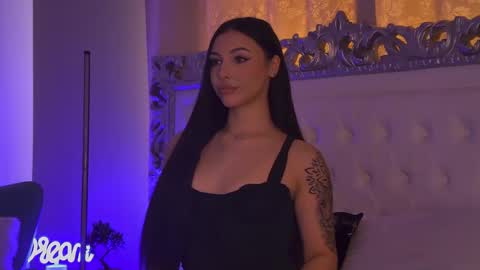 LexyBanks online show from March 2, 8:10 am