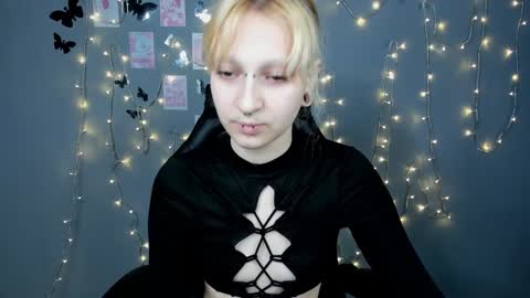 Snapshot of lexy_woorhez chatting on February 3, 11:09 am Lexy online show from February 3, 11:09 am