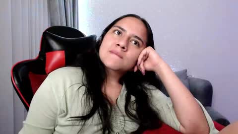 Lexy Davis online show from December 19, 11:25 pm