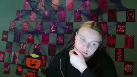 Leyla online show from October 17, 7:12 am