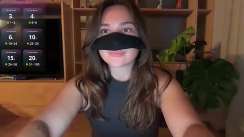 Snapshot of leyla_on_sport chatting on September 21, 3:05 pm Leyla online show from September 21, 3:05 pm