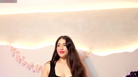 leyla woods online show from November 29, 12:57 pm