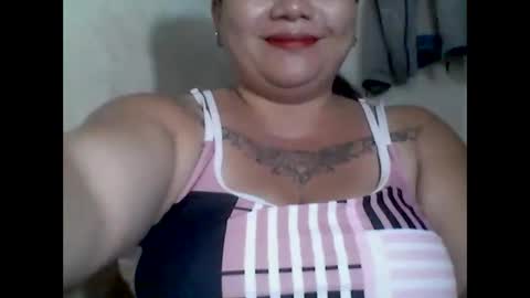 lhiannash33 online show from March 4, 9:06 am