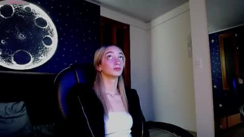  Lia online show from June 29, 7:35 pm