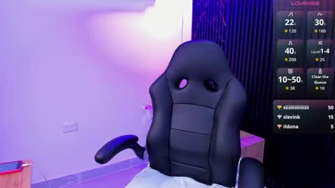 Lia  online show from July 17, 6:32 pm