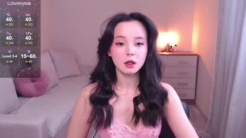 L I A online show from February 14, 12:25 pm