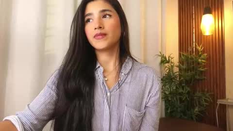 Snapshot of lia_mar_ chatting on October 6, 9:32 pm LIA online show from October 6, 9:32 pm