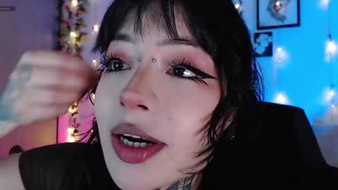 Liaa  online show from April 16, 2:44 am