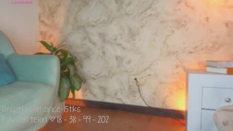 Lia Cox online show from October 22, 3:10 am