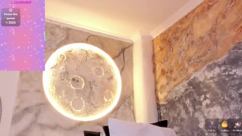 Lia online show from March 7, 8:56 am