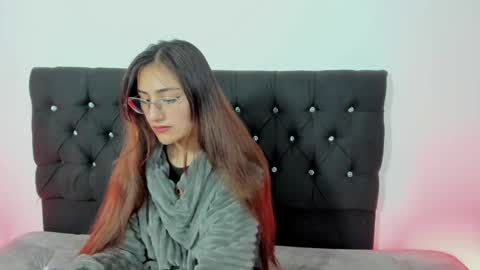 Liah  online show from November 11, 12:13 am