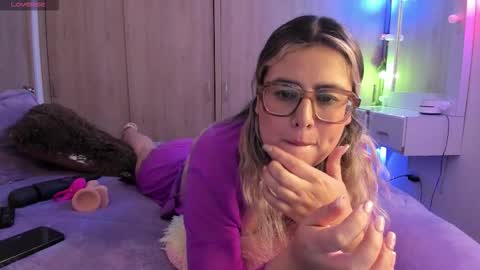 Lia  online show from October 18, 1:10 am