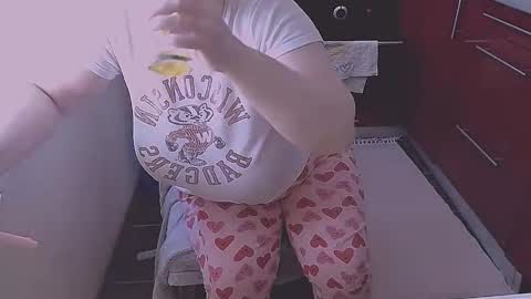 miss Lia  colection for travel online show from April 25, 6:59 am