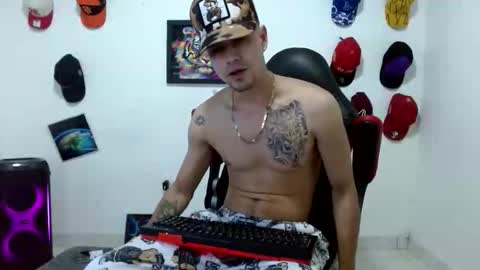 Andres online show from April 10, 10:14 pm