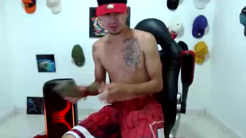 Andres online show from June 3, 10:04 pm