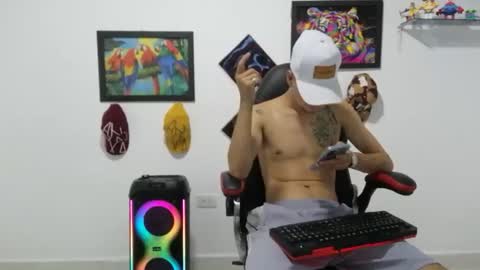 Andres online show from November 12, 11:18 pm