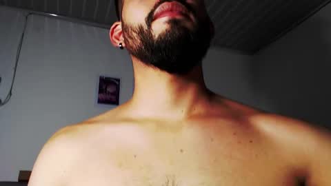Snapshot of liam_borges chatting on February 18, 8:49 am liam_borges online show from February 18, 8:49 am
