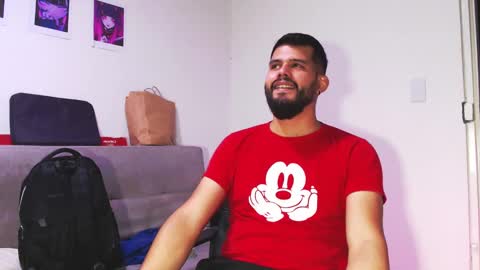 Snapshot of liam_borges chatting on February 19, 3:06 am liam_borges online show from February 19, 3:06 am