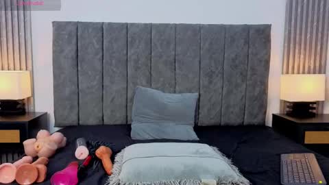 Liam forest  online show from October 7, 5:58 am