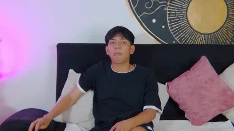 Liam online show from February 20, 8:22 pm