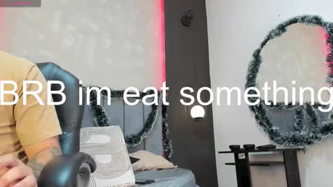 Liam online show from November 29, 10:50 pm