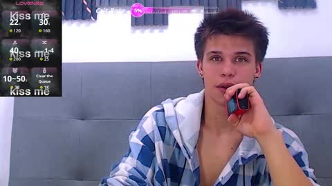 liam_york online show from March 26, 9:31 pm