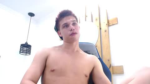 liam_york online show from January 12, 4:30 am