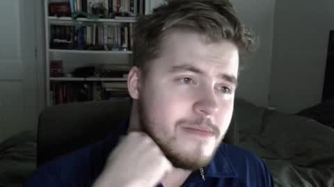 Liam Fox online show from October 26, 1:39 am