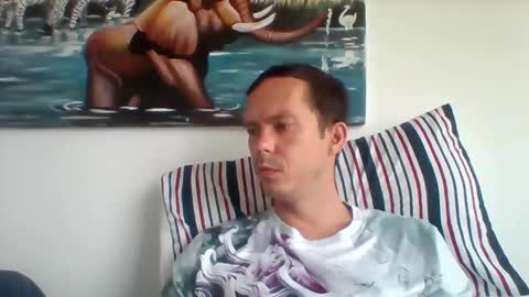 Snapshot of liamrosezn chatting on January 13, 5:23 am LiamRose online show from January 13, 5:23 am