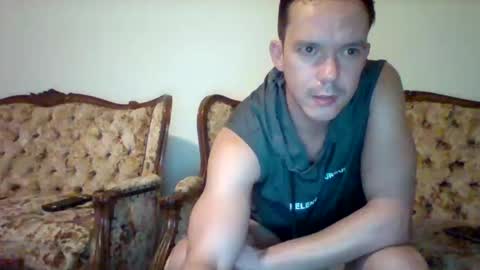 Snapshot of liamrosezn chatting on March 6, 6:26 pm LiamRose online show from March 6, 6:26 pm