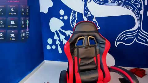 liamvibes212 online show from August 4, 3:08 pm