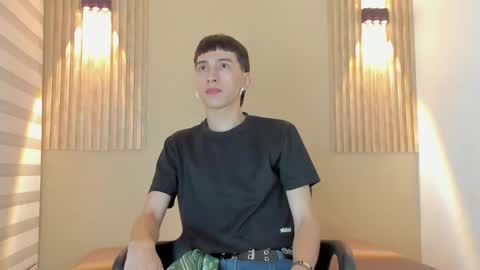 lian_cameron online show from February 17, 4:00 am