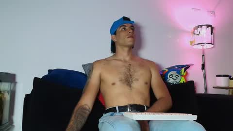 Lian Oconner online show from November 12, 12:24 am