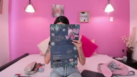 liapinket online show from April 28, 12:31 pm