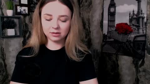 Liara online show from May 4, 7:37 am