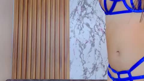 Snapshot of liaruso chatting on October 18, 2:38 am liaross online show from October 18, 2:38 am