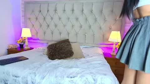 Lia  online show from December 15, 7:43 pm