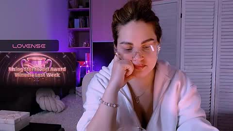 libra_mia online show from January 15, 6:33 am