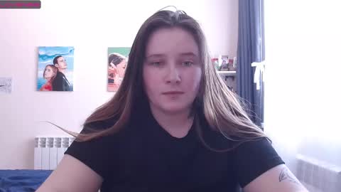 Snapshot of light_lunaa chatting on March 3, 7:54 am light_lunaa online show from March 3, 7:54 am