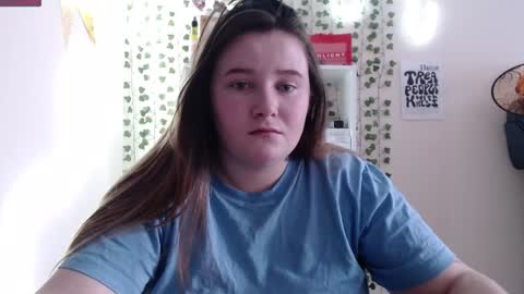 Snapshot of light_lunaa chatting on January 22, 9:46 am light_lunaa online show from January 22, 9:46 am