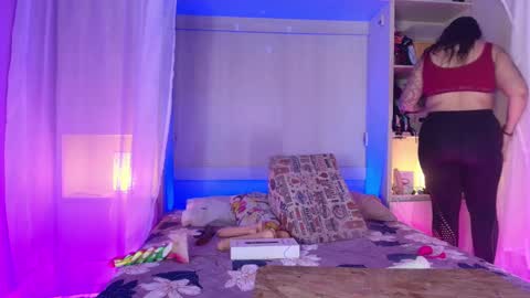 Snapshot of liiavega chatting on February 15, 11:39 am online show from February 15, 11:39 am