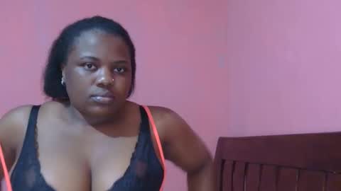 Snapshot of liilcutiee chatting on September 11, 9:27 pm Lily online show from September 11, 9:27 pm