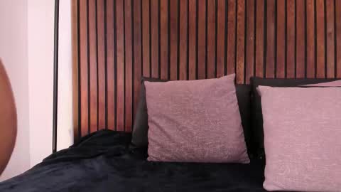 liily_murphy online show from November 8, 4:37 am