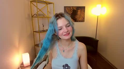 Snapshot of lika_sky chatting on October 9, 11:05 am lika_sky online show from October 9, 11:05 am
