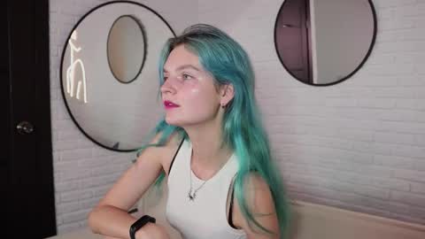 Snapshot of lika_sky chatting on September 28, 8:29 pm lika_sky online show from September 28, 8:29 pm