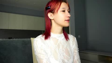 Snapshot of likalens chatting on October 18, 4:33 pm Emi online show from October 18, 4:33 pm