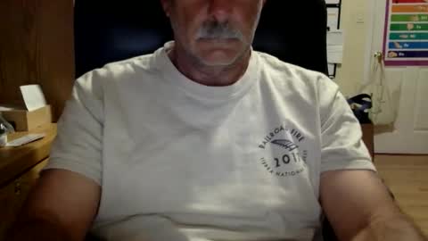 likefhot online show from April 16, 1:33 pm