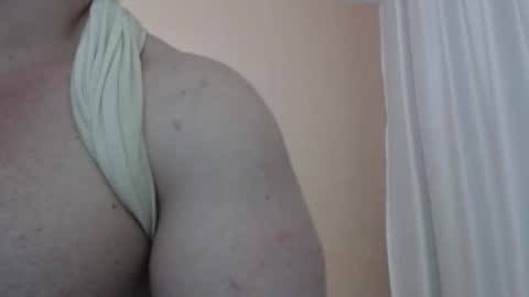 Snapshot of likwidator84 chatting on September 23, 10:53 am Maximus online show from September 23, 10:53 am