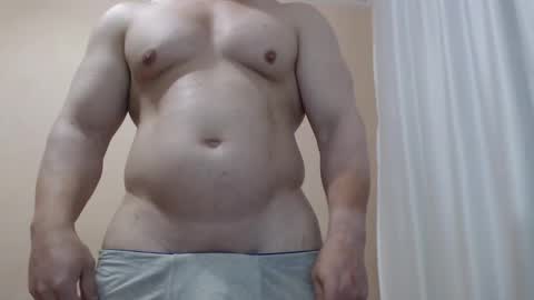 Snapshot of likwidator84 chatting on September 29, 12:04 pm Maximus online show from September 29, 12:04 pm