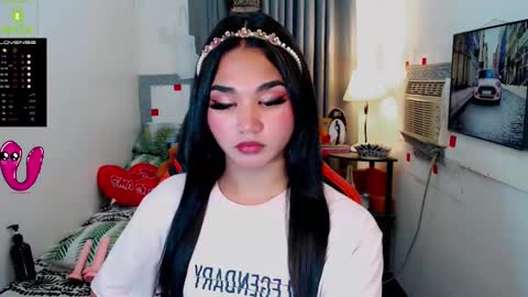 Snapshot of lil_fantacy chatting on March 1, 2:44 pm LILY online show from March 1, 2:44 pm